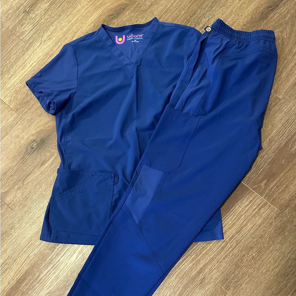 Urbane Performance Scrubs